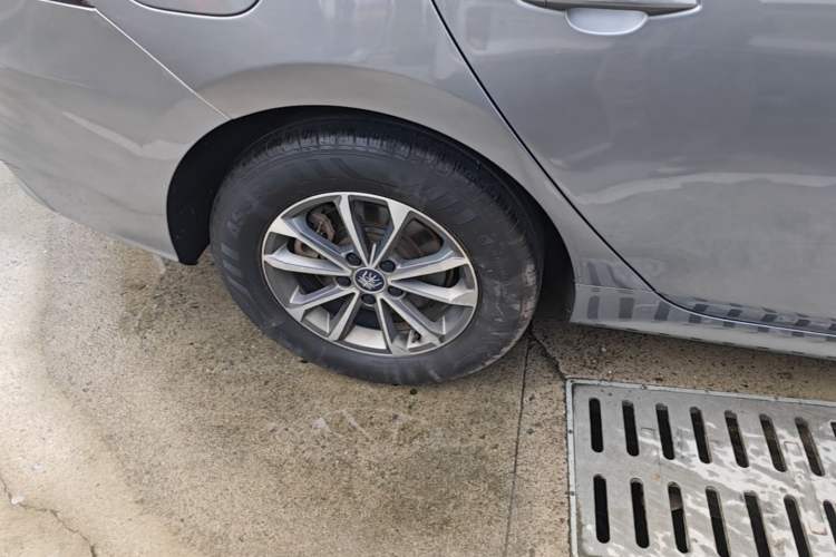 Used BYD Qin PLUS 2023 Champion Edition DM-i 55KM Leading Model Right Rear Wheel Hub
