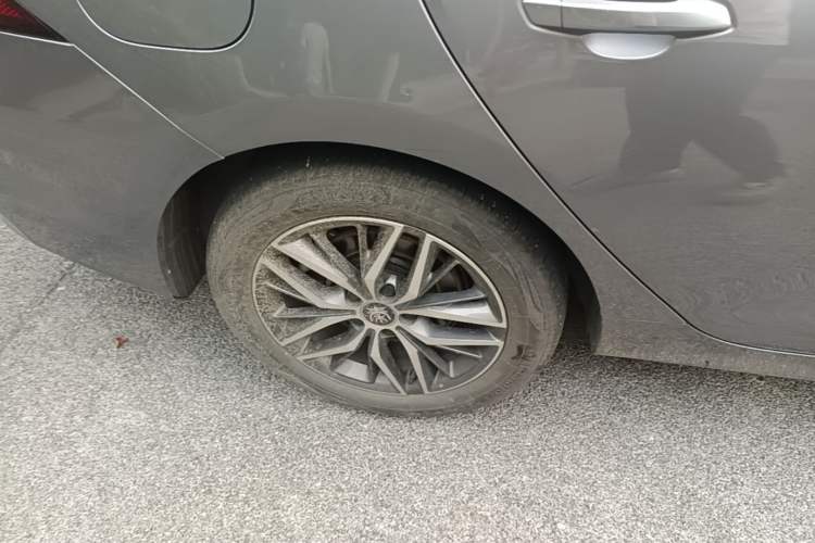 Used BYD Qin PLUS 2023 Champion Edition EV 510KM Beyond Model Right Rear Wheel Hub