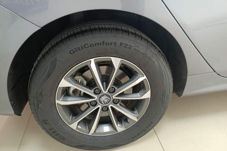 Used BYD Qin PLUS 2023 Champion Edition DM-i 55KM Leading Model Right Rear Wheel Hub