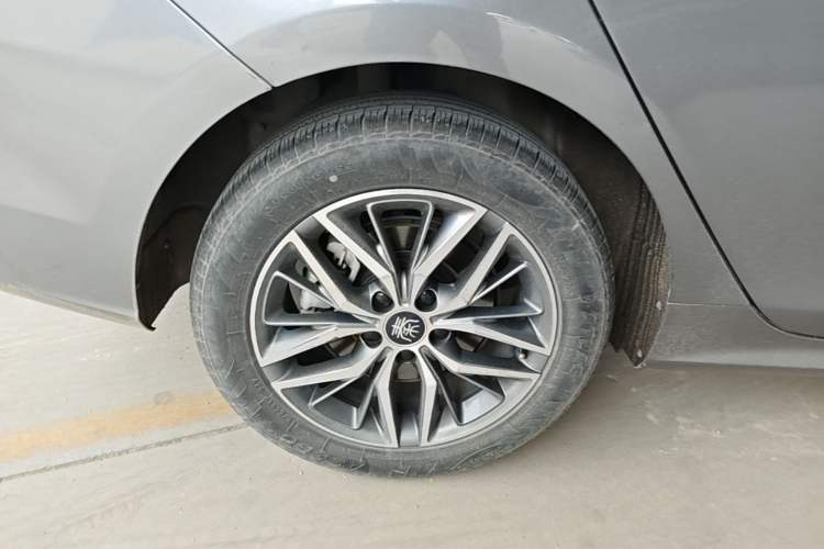 Used BYD Qin PLUS 2023 Champion Edition DM-i 120KM Leading Model Right Rear Wheel Hub
