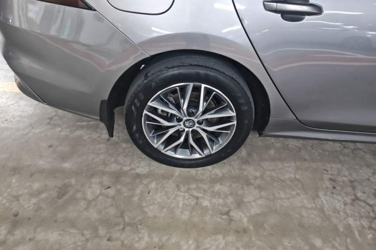 Used BYD Qin PLUS 2023 Champion Edition EV 510KM Leading Model Right Rear Wheel Hub