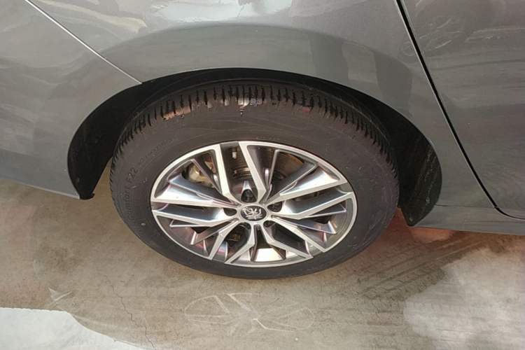 Used BYD Qin PLUS 2023 Champion Edition DM-i 120KM Leading Model Right Rear Wheel Hub
