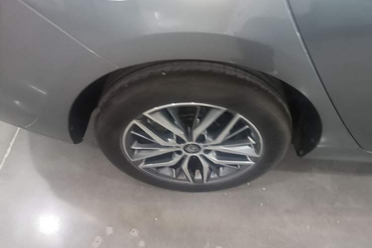 Used BYD Qin PLUS 2023 Champion Edition DM-i 120KM Excellence Model Right Rear Wheel Hub