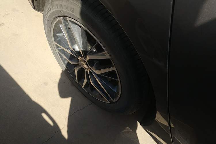 Used BYD Qin PLUS 2023 Champion Edition DM-i 120KM Leading Model Right Rear Wheel Hub