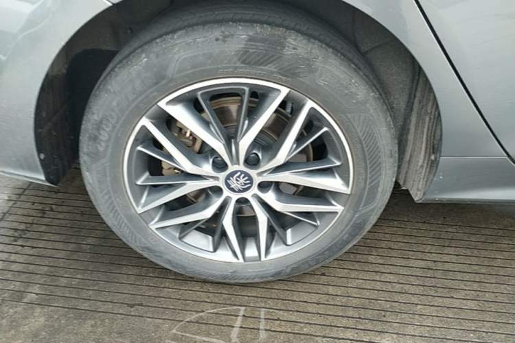 Used BYD Qin PLUS 2023 Champion Edition DM-i 120KM Leading Model Right Rear Wheel Hub