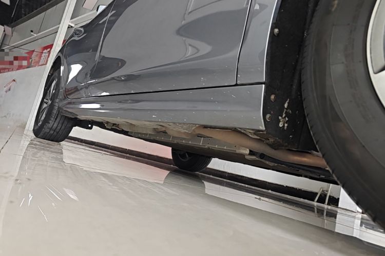 Used BYD Qin PLUS 2023 Champion Edition DM-i 55KM Leading Model Right Side Sill