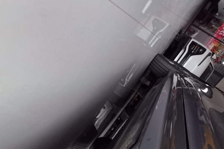 Used BYD Qin PLUS 2023 Champion Edition EV 420KM Leading Model Right Side Sill
