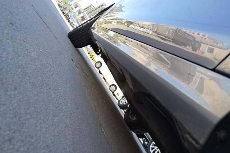 Used BYD Qin PLUS 2023 Champion Edition DM-i 55KM Leading Model Right Side Sill
