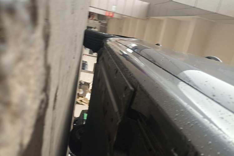 Used BYD Qin PLUS 2023 Champion Edition EV 420KM Leading Model Right Side Sill
