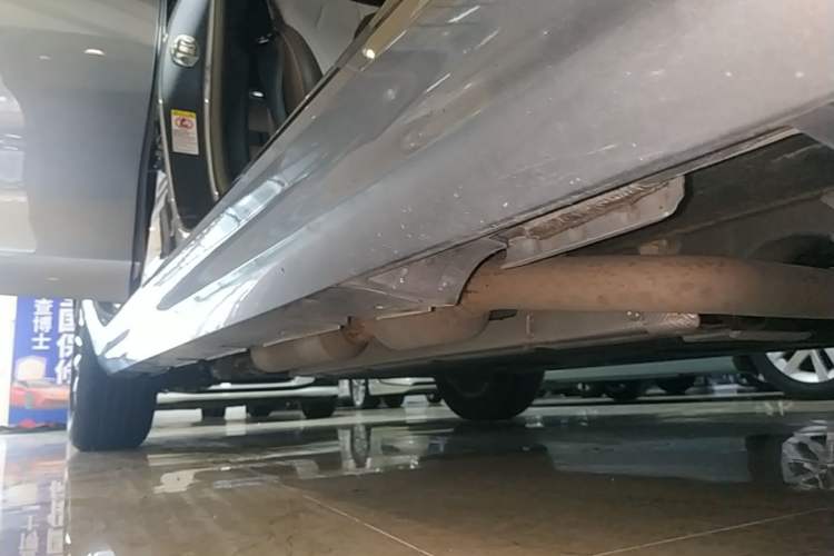 Used BYD Qin PLUS 2023 Champion Edition DM-i 55KM Leading Model Right Side Sill