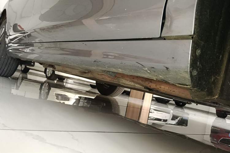 Used BYD Qin PLUS 2023 Champion Edition DM-i 120KM Leading Model Right Side Sill