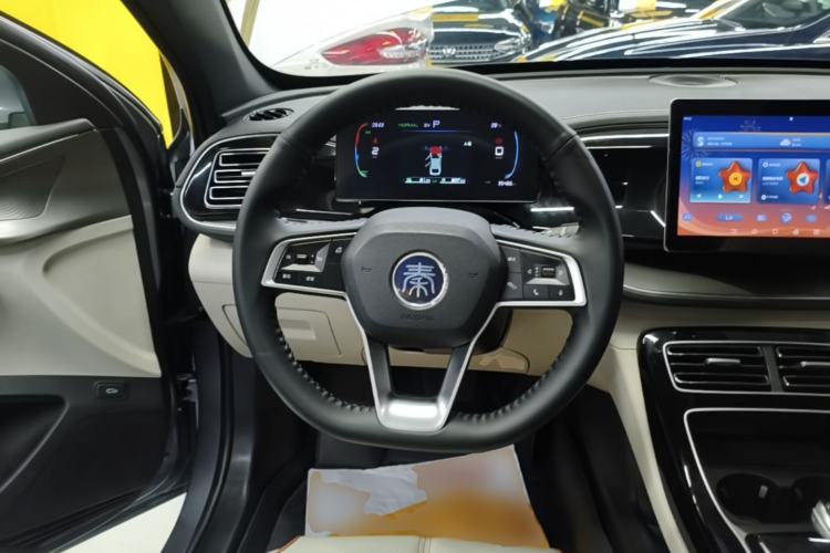 Used BYD Qin PLUS 2023 Champion Edition DM-i 120KM Leading Model Steering Wheel