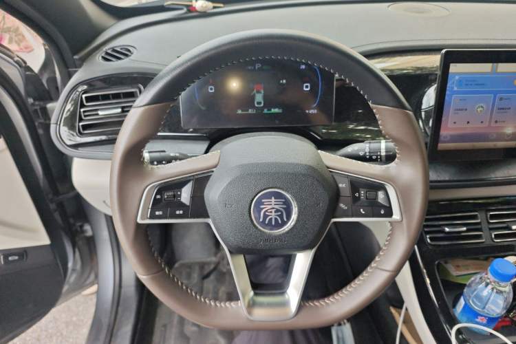 Used BYD Qin PLUS 2023 Champion Edition DM-i 55KM Leading Model Steering Wheel