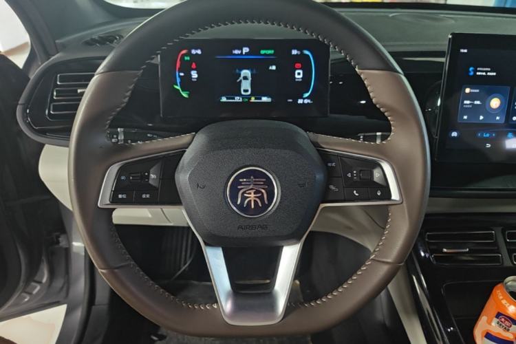 Used BYD Qin PLUS 2023 Champion Edition DM-i 55KM Leading Model Steering Wheel