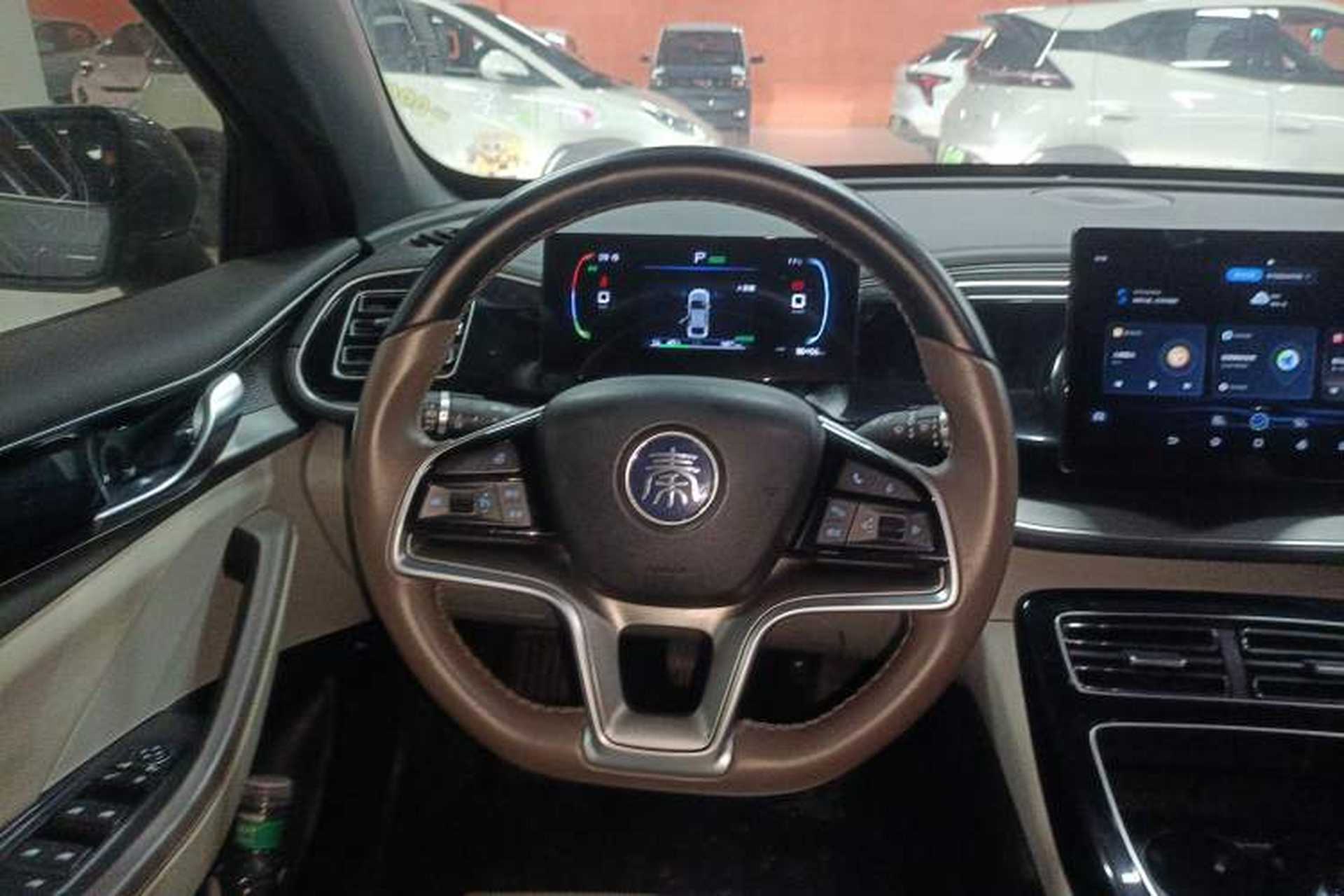 Used BYD Qin PLUS 2023 Champion Edition EV 420KM Leading Model Steering Wheel