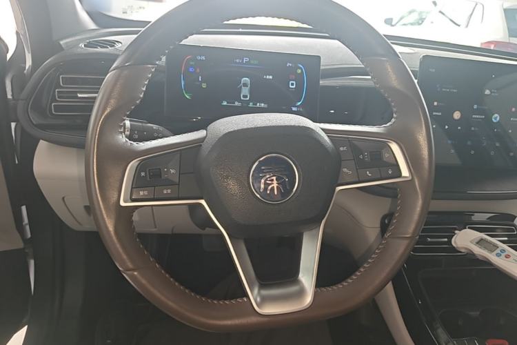 Used BYD Qin PLUS 2023 Champion Edition DM-i 55KM Leading Model Steering Wheel