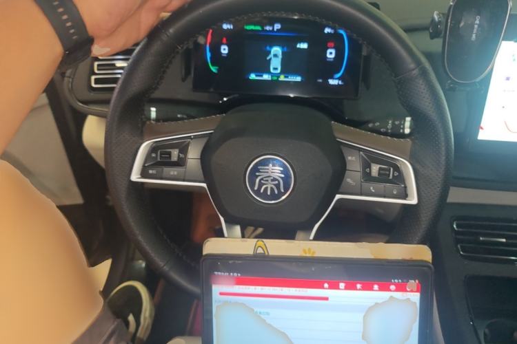 Used BYD Qin PLUS 2023 Champion Edition DM-i 55KM Leading Model Steering Wheel