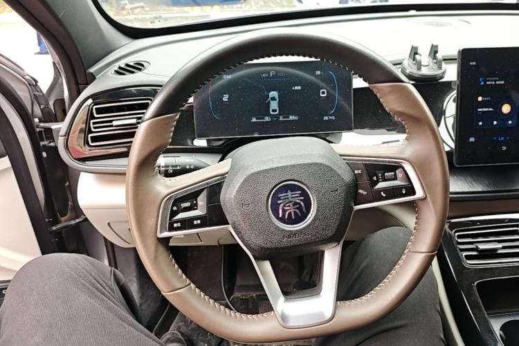 Used BYD Qin PLUS 2023 Champion Edition DM-i 55KM Leading Model Steering Wheel