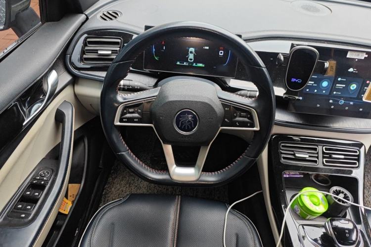 Used BYD Qin PLUS 2023 Champion Edition DM-i 55KM Leading Model Steering Wheel