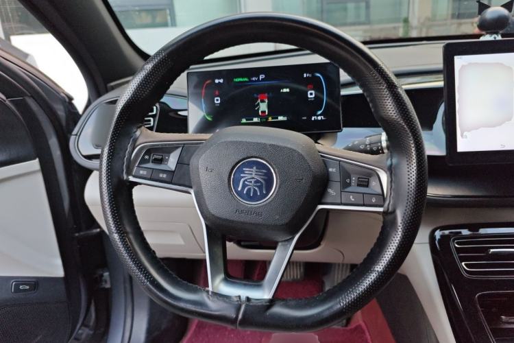 Used BYD Qin PLUS 2023 Champion Edition DM-i 55KM Leading Model Steering Wheel