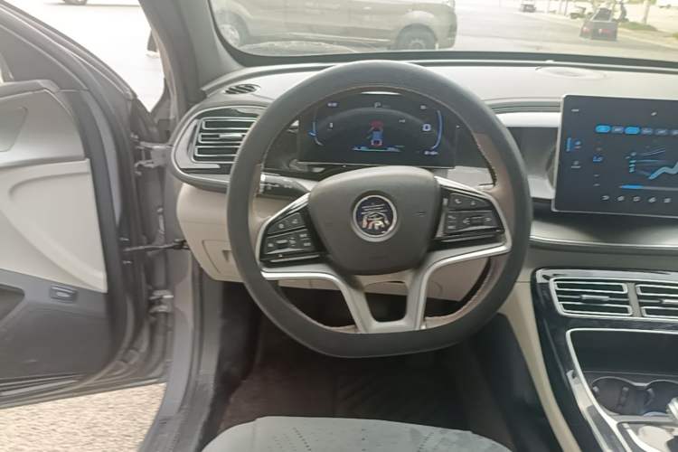 Used BYD Qin PLUS 2023 Champion Edition EV 510KM Beyond Model Steering Wheel