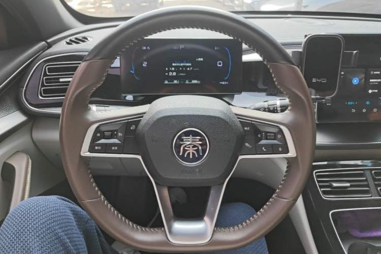 Used BYD Qin PLUS 2023 Champion Edition DM-i 120KM Excellence Model Steering Wheel