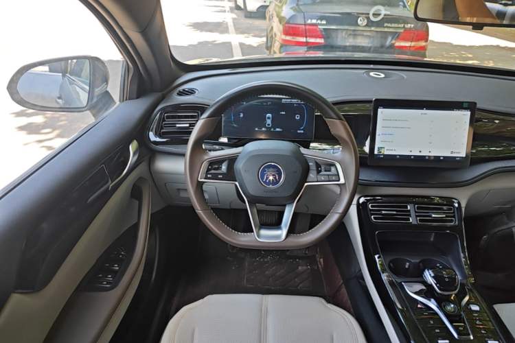 Used BYD Qin PLUS 2023 Champion Edition DM-i 55KM Leading Model Steering Wheel