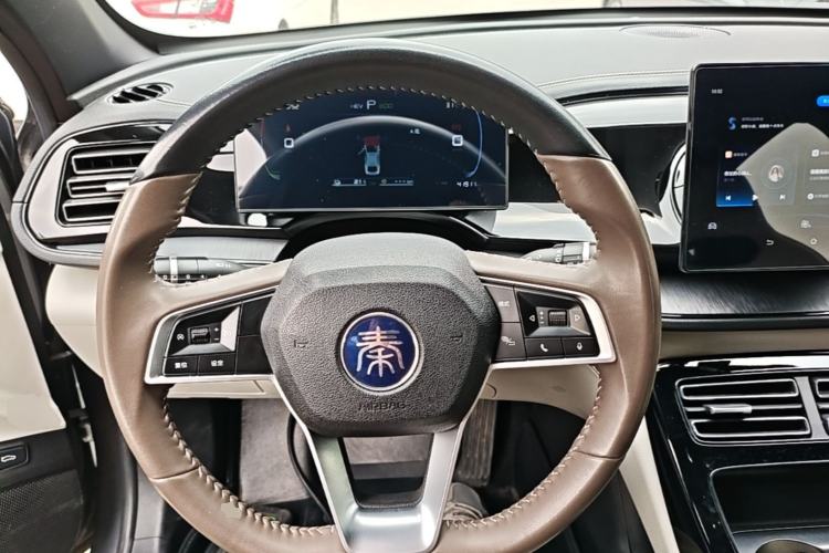 Used BYD Qin PLUS 2023 Champion Edition DM-i 55KM Leading Model Steering Wheel