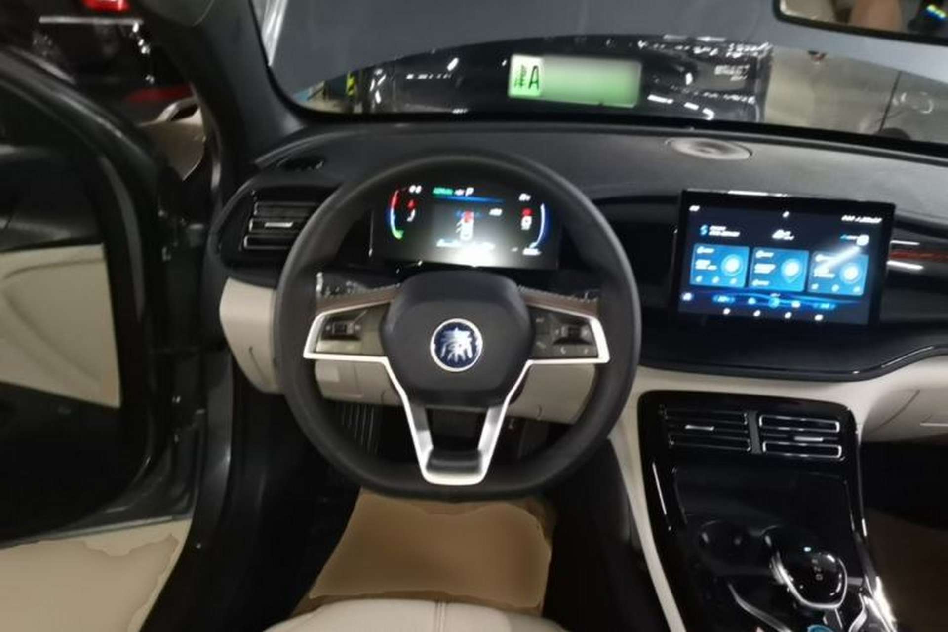 Used BYD Qin PLUS 2023 Champion Edition DM-i 55KM Leading Model Steering Wheel