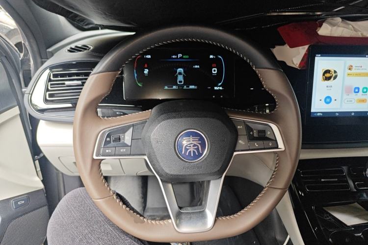 Used BYD Qin PLUS 2023 Champion Edition DM-i 55KM Leading Model Steering Wheel