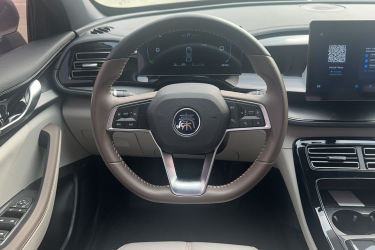 Used BYD Qin PLUS 2023 Champion Edition DM-i 55KM Leading Model Steering Wheel