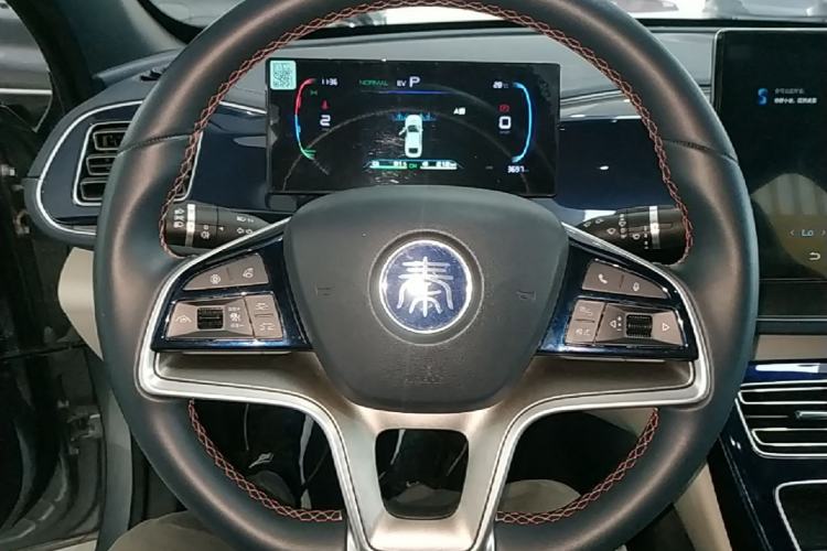 Used BYD Qin PLUS 2023 Champion Edition DM-i 120KM Excellence Model Steering Wheel
