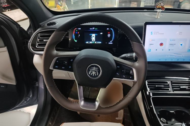 Used BYD Qin PLUS 2023 Champion Edition DM-i 120KM Beyond Model Steering Wheel