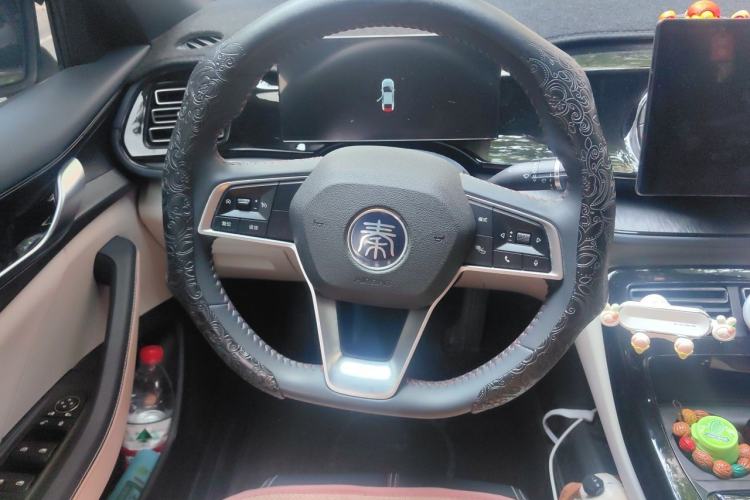 Used BYD Qin PLUS 2023 Champion Edition DM-i 55KM Leading Model Steering Wheel
