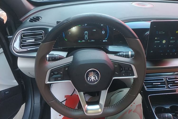 Used BYD Qin PLUS 2023 Champion Edition DM-i 120KM Leading Model Steering Wheel