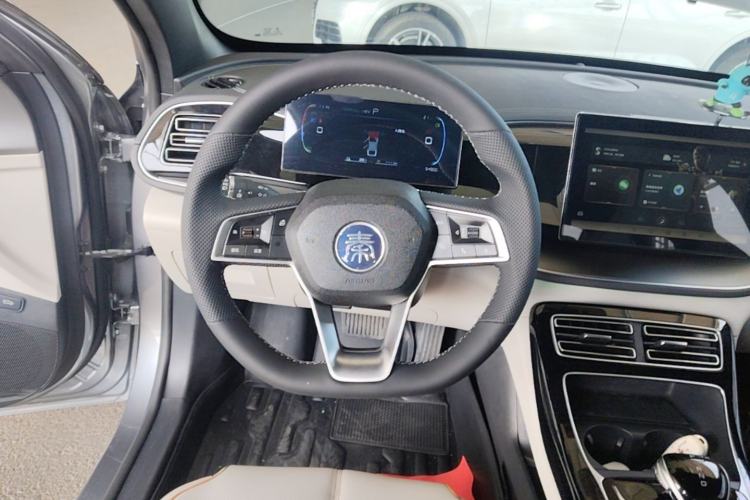 Used BYD Qin PLUS 2023 Champion Edition DM-i 120KM Leading Model Steering Wheel