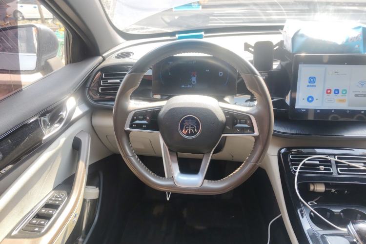 Used BYD Qin PLUS 2023 Champion Edition DM-i 55KM Leading Model Steering Wheel