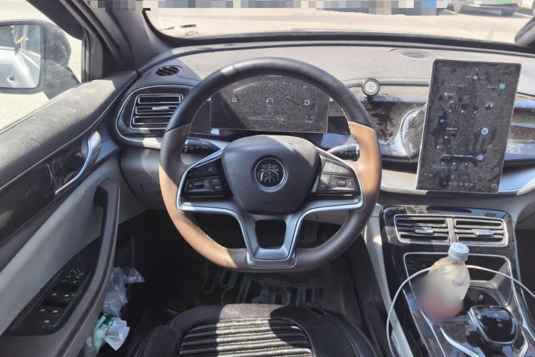 Used BYD Qin PLUS 2023 Champion Edition EV 510KM Leading Model Steering Wheel