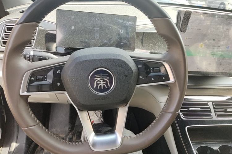 Used BYD Qin PLUS 2023 Champion Edition DM-i 120KM Excellence Model Steering Wheel