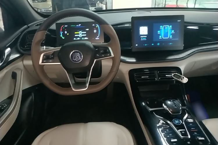 Used BYD Qin PLUS 2023 Champion Edition DM-i 55KM Leading Model Steering Wheel