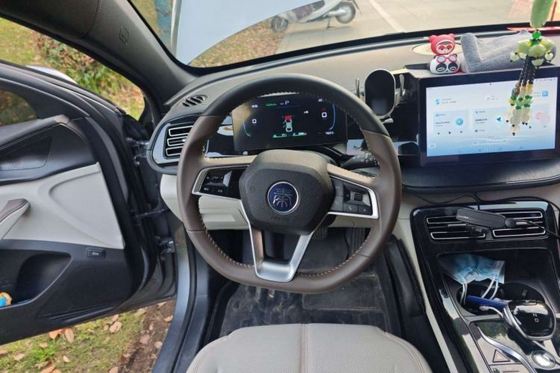 Used BYD Qin PLUS 2023 Champion Edition DM-i 55KM Leading Model Steering Wheel