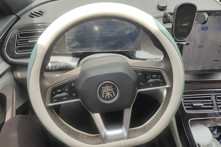 Used BYD Qin PLUS 2023 Champion Edition DM-i 120KM Beyond Model Steering Wheel
