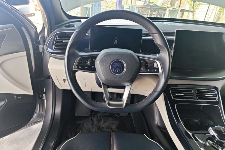 Used BYD Qin PLUS 2023 Champion Edition DM-i 55KM Superior Model Steering Wheel