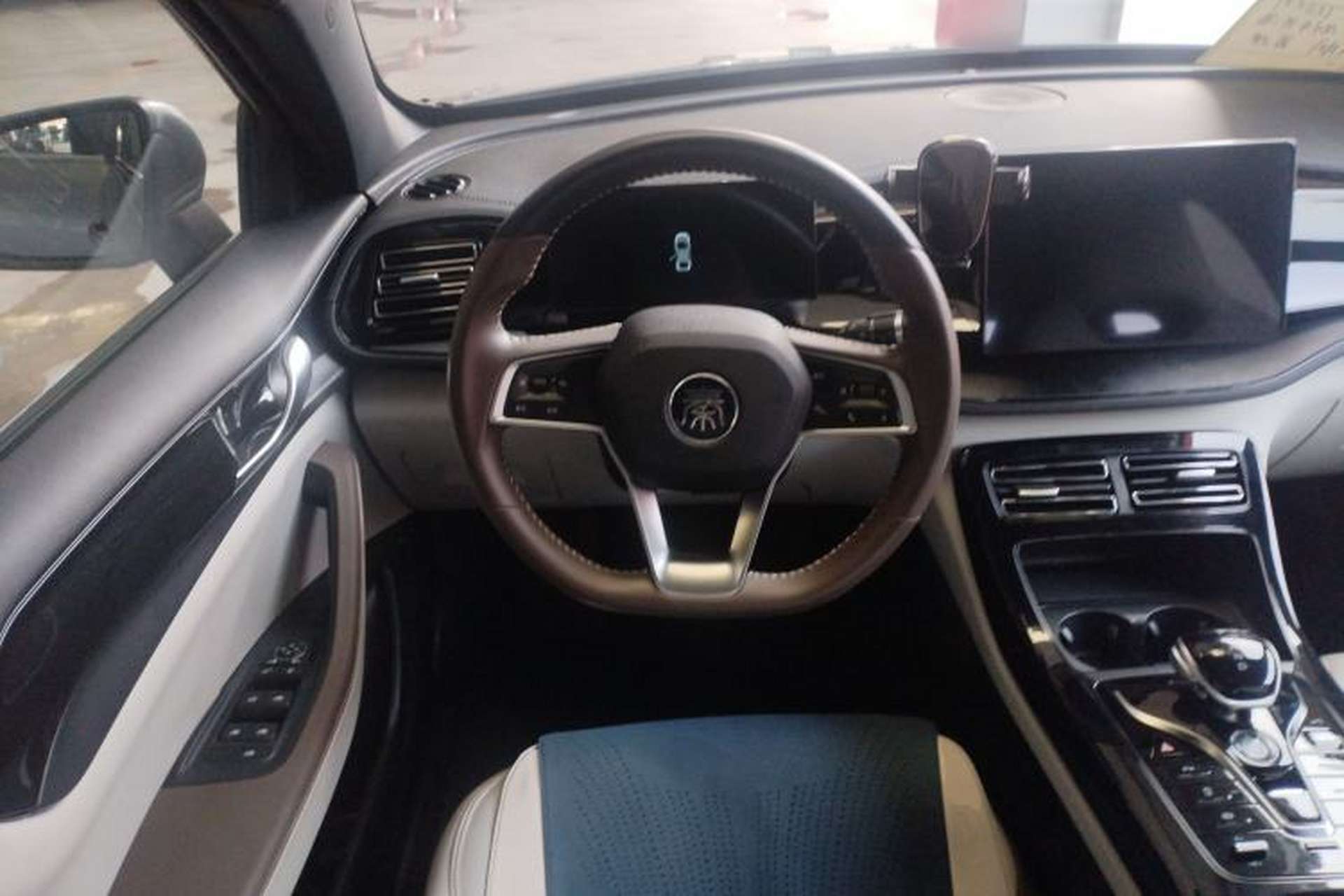 Used BYD Qin PLUS 2023 Champion Edition DM-i 55KM Leading Model Steering Wheel