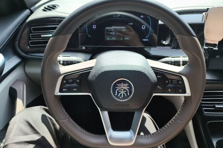Used BYD Qin PLUS 2023 Champion Edition DM-i 55KM Leading Model Steering Wheel