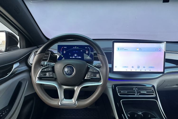 Used BYD Qin PLUS 2023 Champion Edition DM-i 120KM Excellence Model Steering Wheel