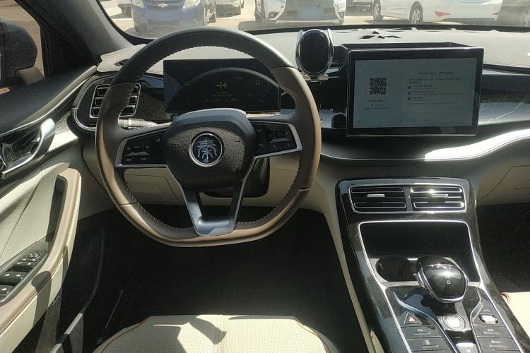 Used BYD Qin PLUS 2023 Champion Edition DM-i 120KM Leading Model Steering Wheel