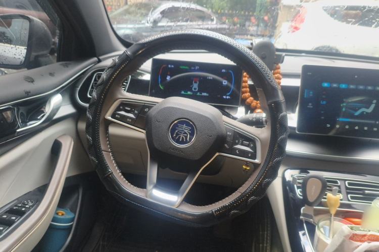 Used BYD Qin PLUS 2023 Champion Edition DM-i 120KM Leading Model Steering Wheel