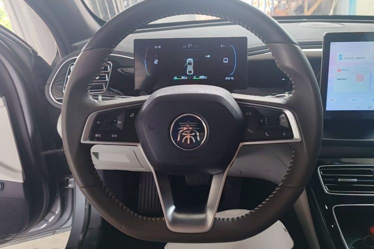 Used BYD Qin PLUS 2023 Champion Edition DM-i 120KM Leading Model Steering Wheel
