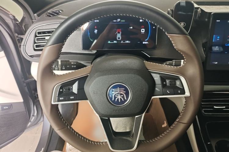 Used BYD Qin PLUS 2023 Champion Edition DM-i 55KM Leading Model Steering Wheel